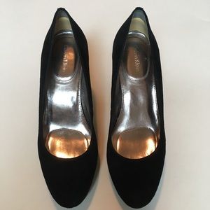 Calvin Klein Odette Blk Suede Platform Pump Size 7